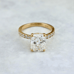 Bague solitaire Halo en or 14K - 18K ou platine et diamant cushion 2.5 ct