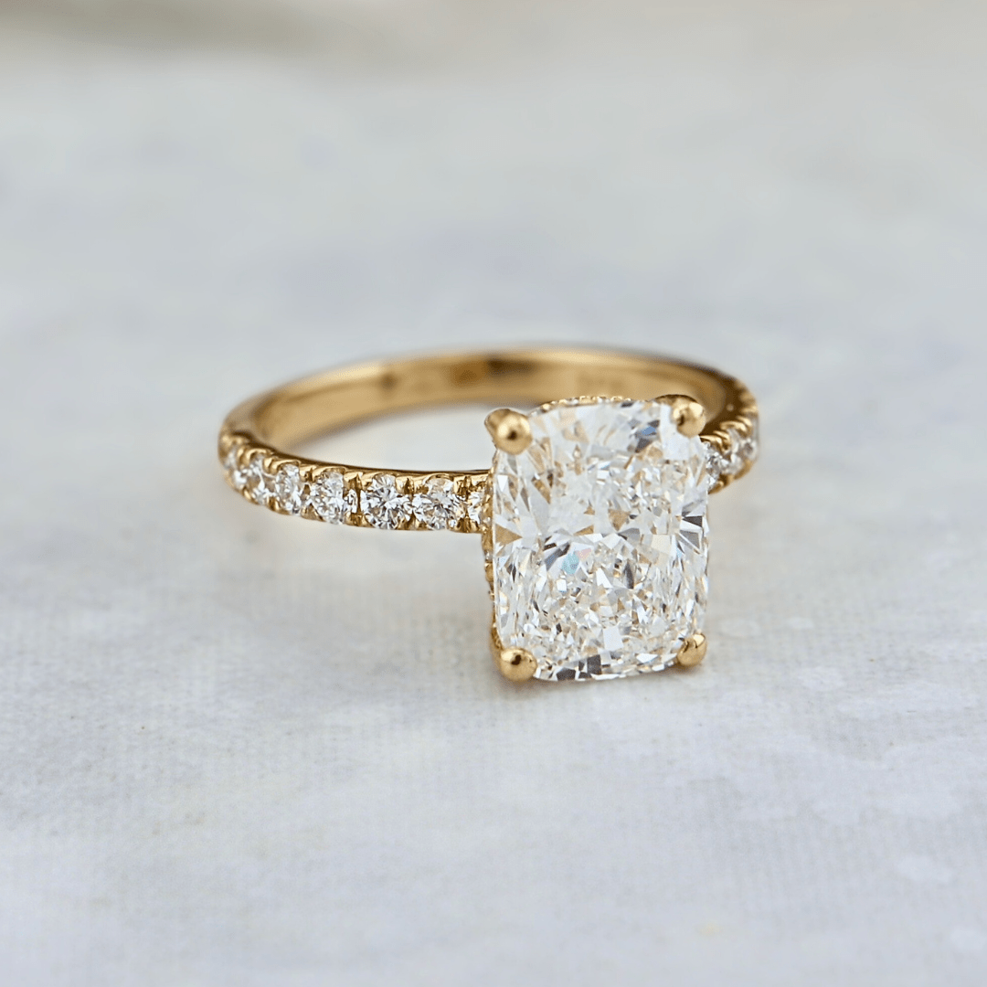 Bague solitaire Halo en or 14K - 18K ou platine et diamant cushion 2.5 ct
