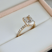 Bague solitaire Halo en or 14K - 18K ou platine et diamant cushion 2.5 ct