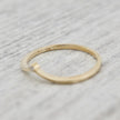 Bague V en or 10K ou argent sterling et moissanite