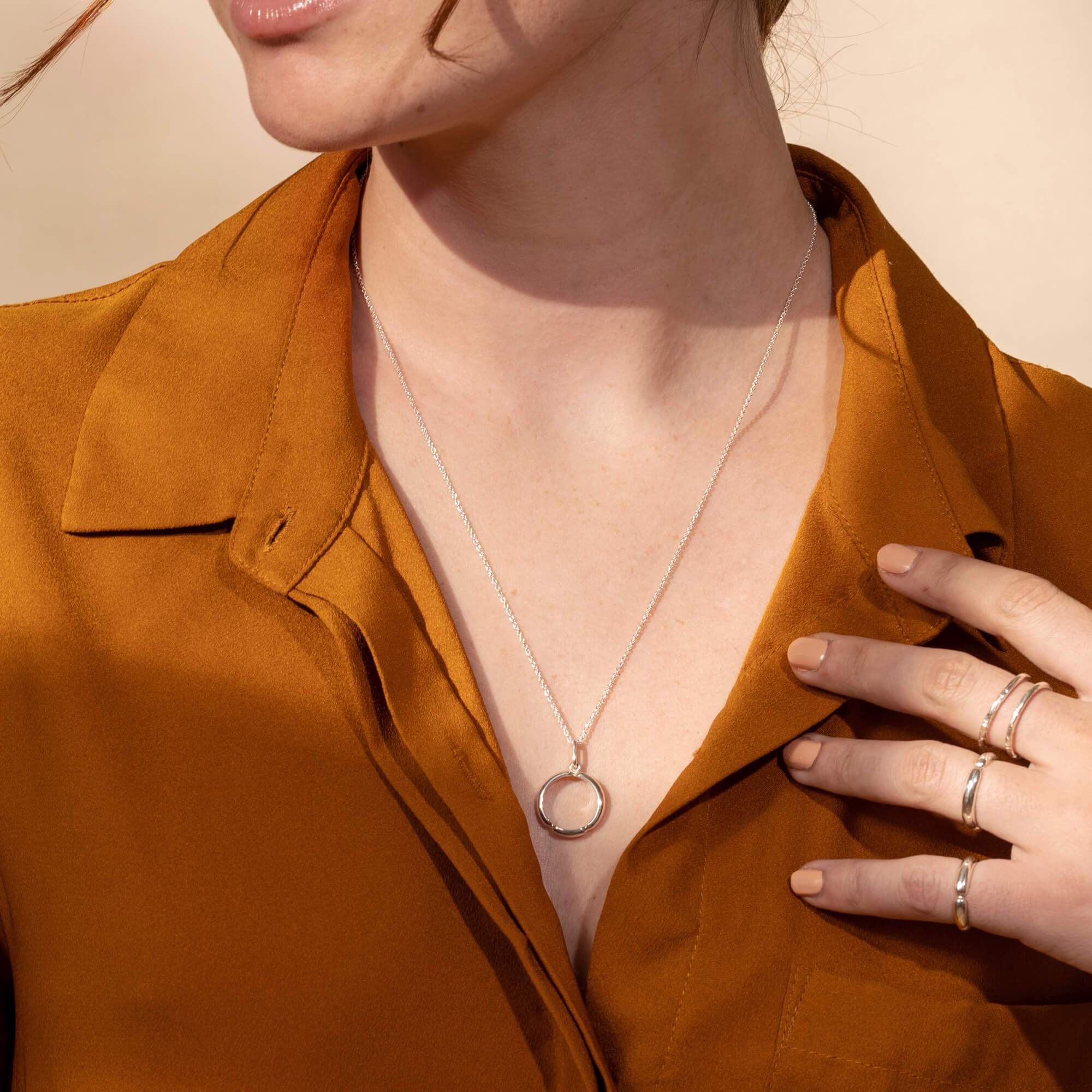 Nahid - Bague minimaliste en argent sterling