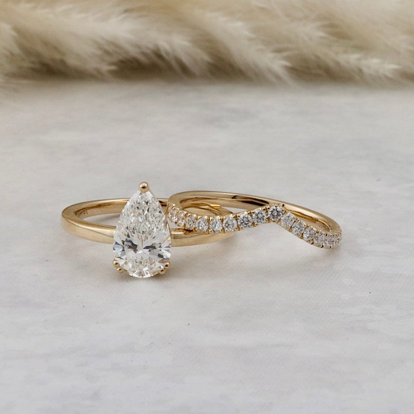 Bagues ensemble d’alliances diamants poire