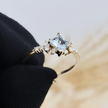 Bagues Ensemble d'alliances Moissanites et Topaze bleu princesse