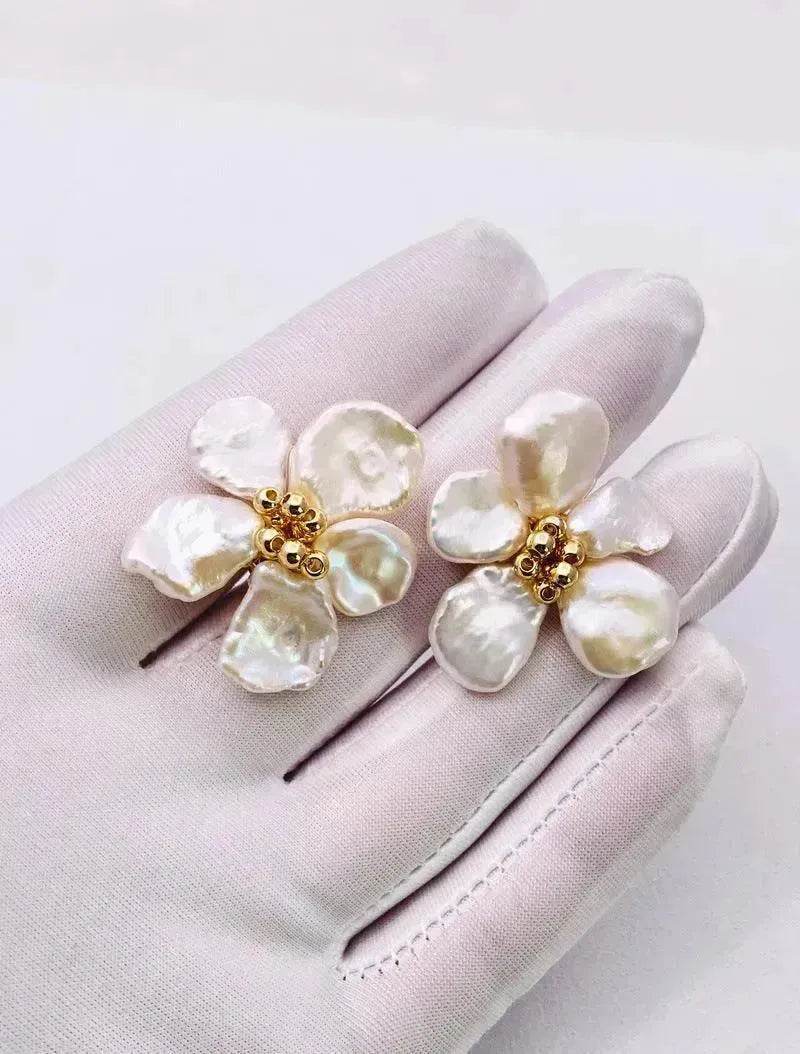 Baroque Pearl Earrings Female European And American Temperament Personality Flower Stud Earrings