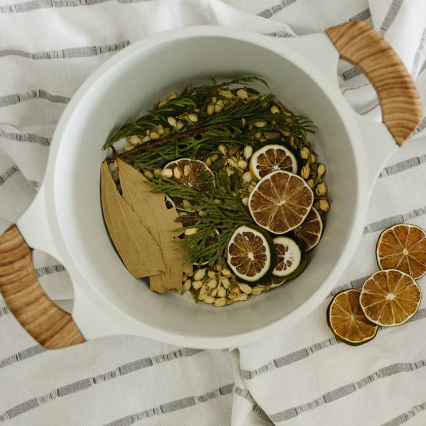 Be Cozy Simmer Pot Mix – Natural Jasmine Spice Aroma