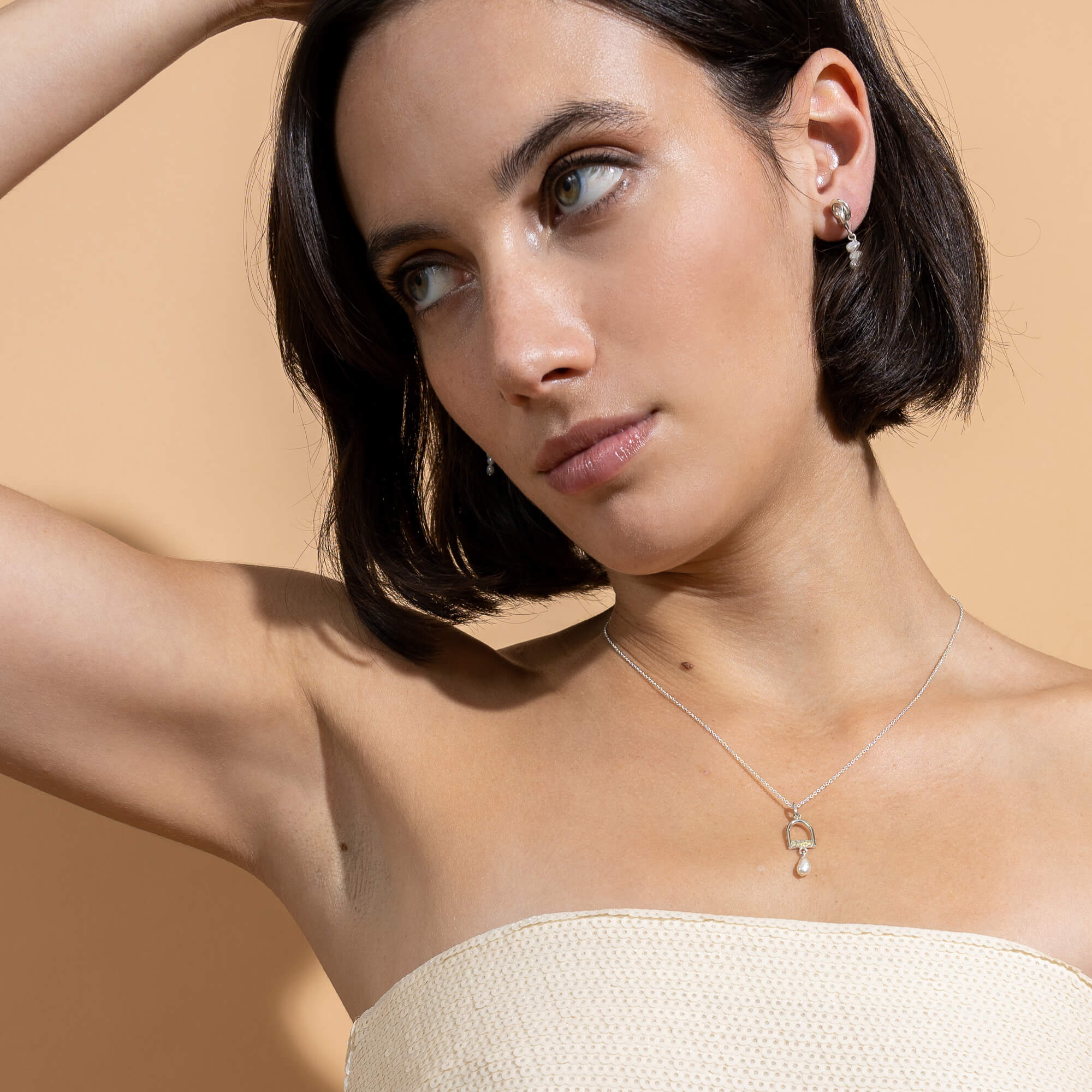 Dévouée - Chaîne avec options de pendentifs
