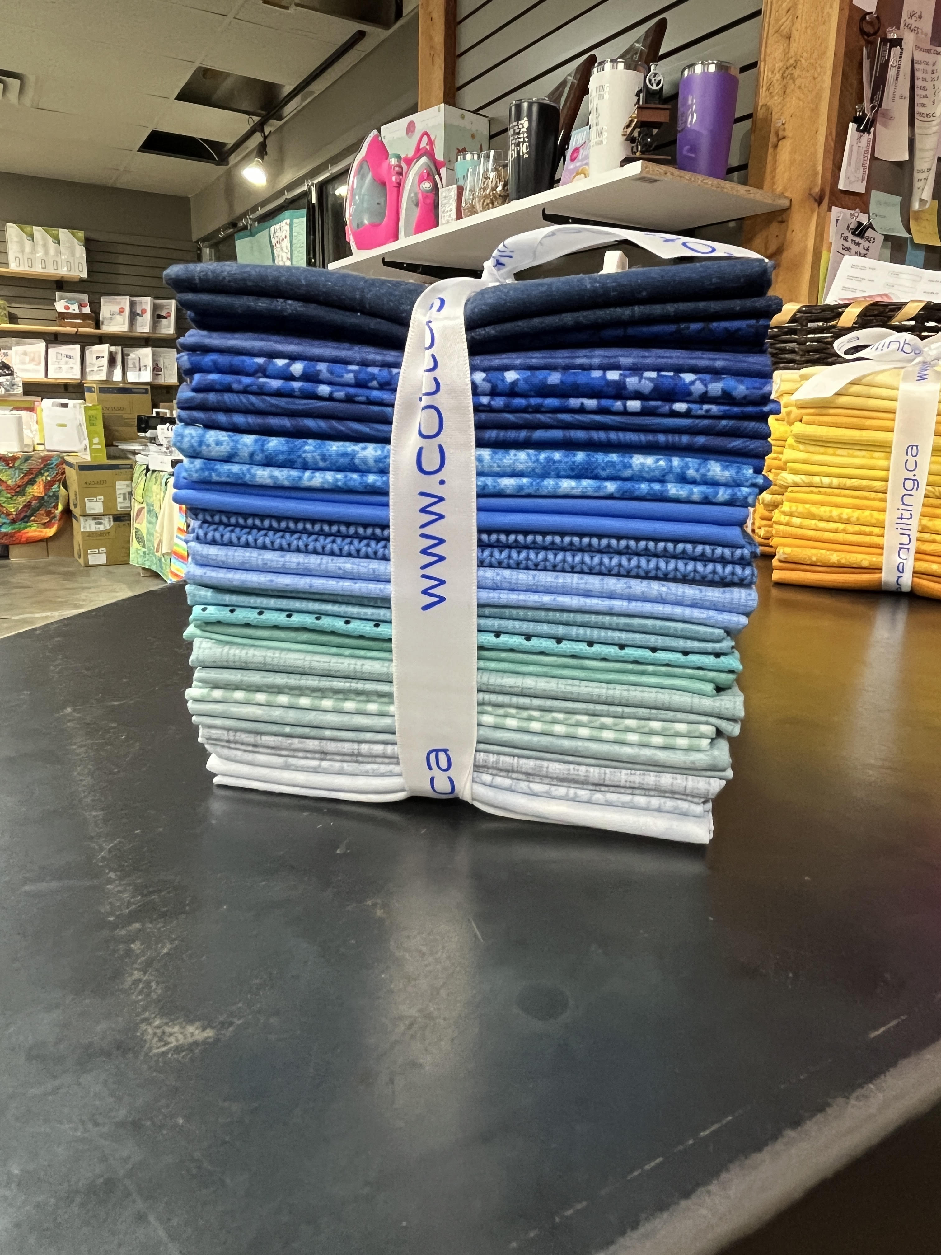 Fat Quarter Bundle Assorted 20 pcs.