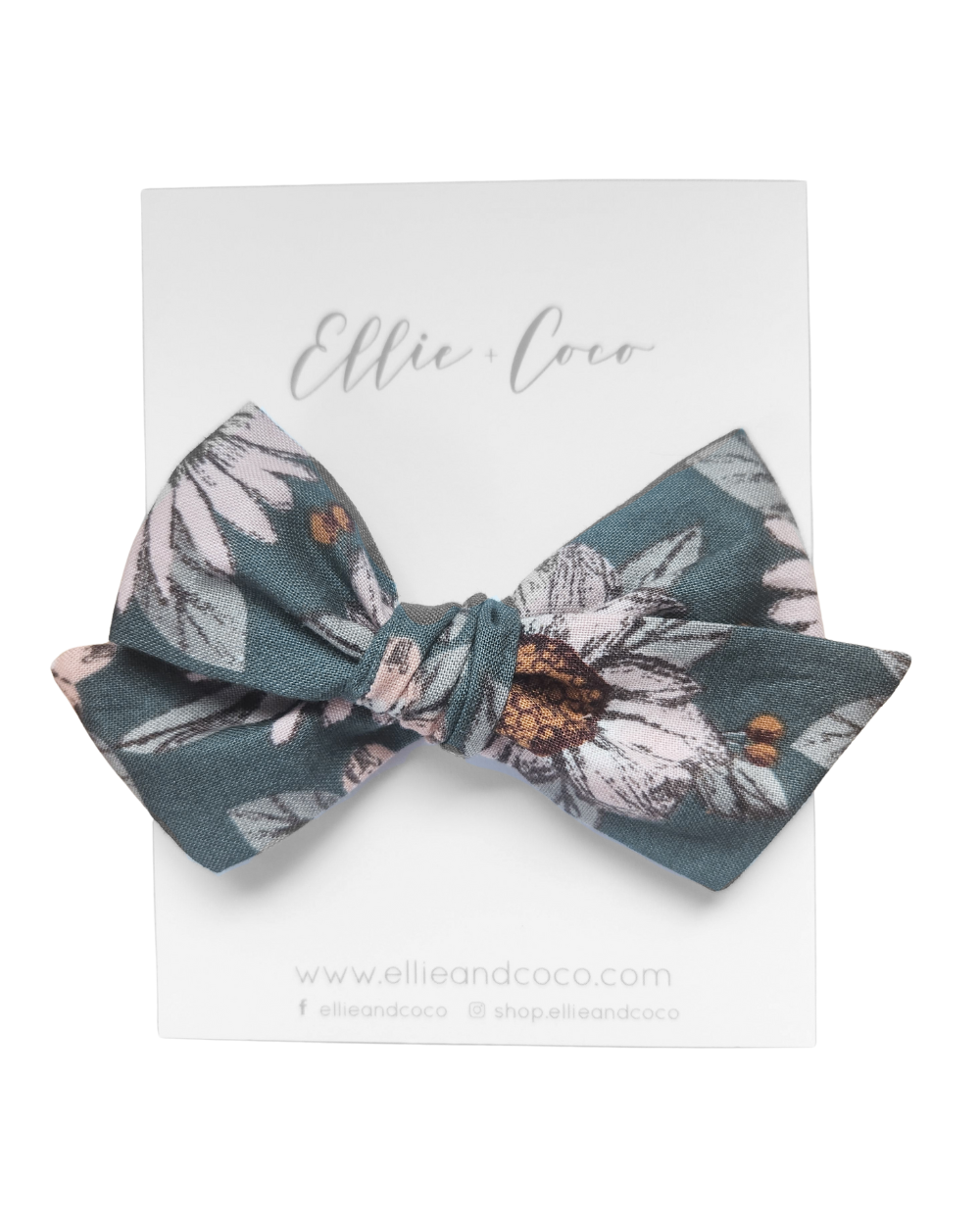 Celeste, nœud oversize floral