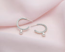 boucles d'oreilles anneaux avec perles