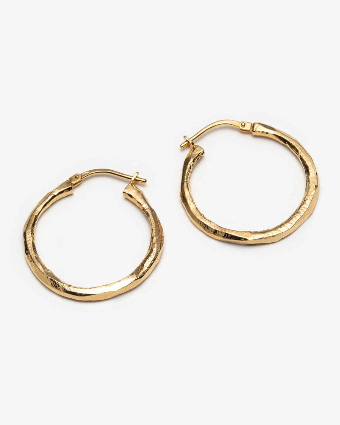 Observatrice - Grosses boucles d'oreilles créoles argent