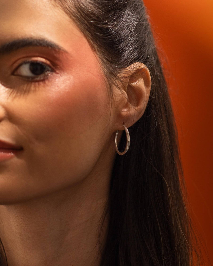 Observatrice - Grosses boucles d'oreilles créoles argent