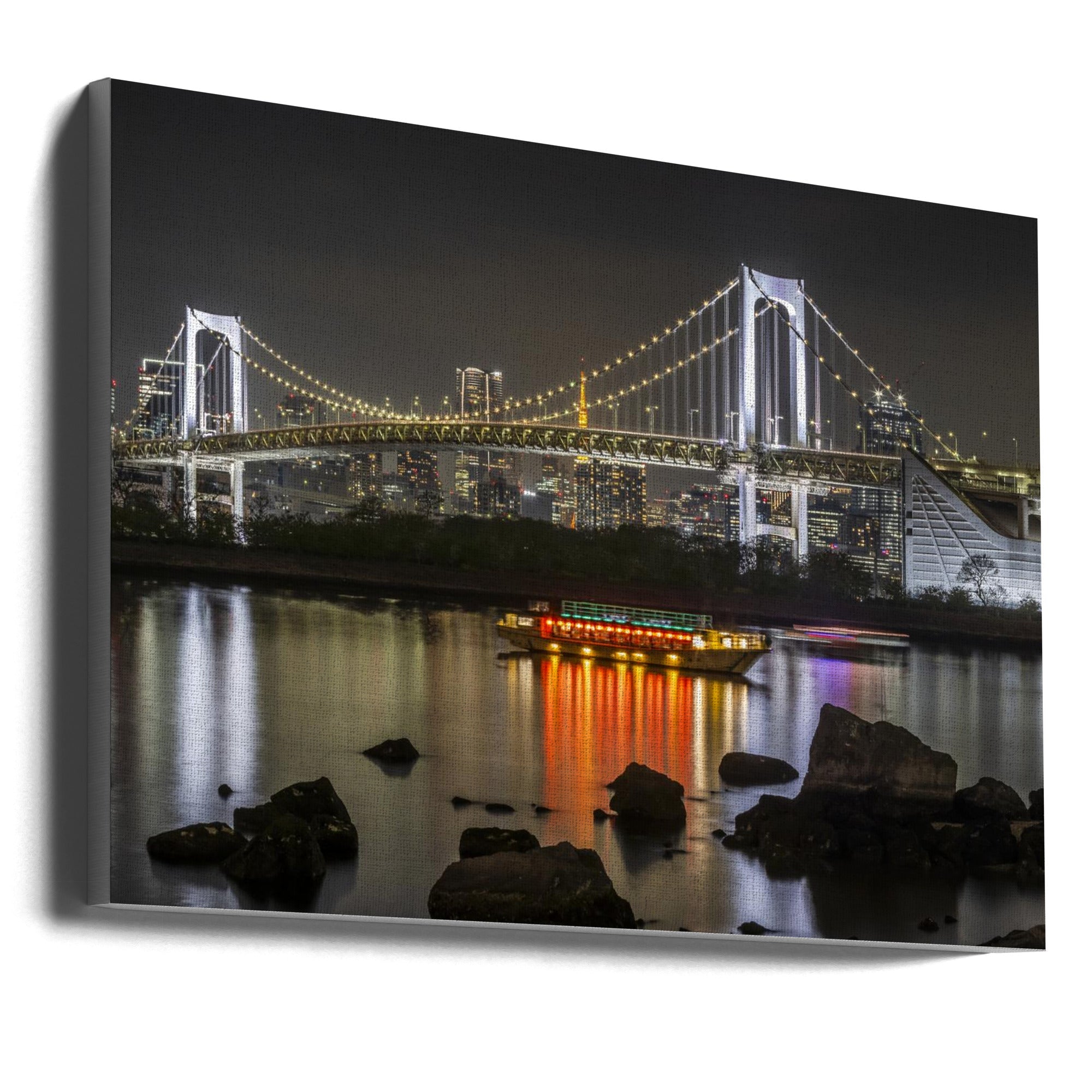 Illustration murale : Charme du pont arc-en-ciel avec le panorama de la skyline de Tokyo en soirée.