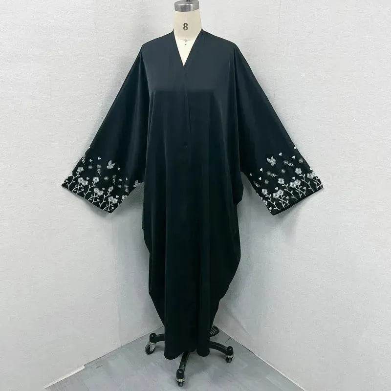 Luxury Dubai Abaya Dress Turkey Abaya Kimono Middle East Dubai Women's Embroidered  Loose Cardigan Gown