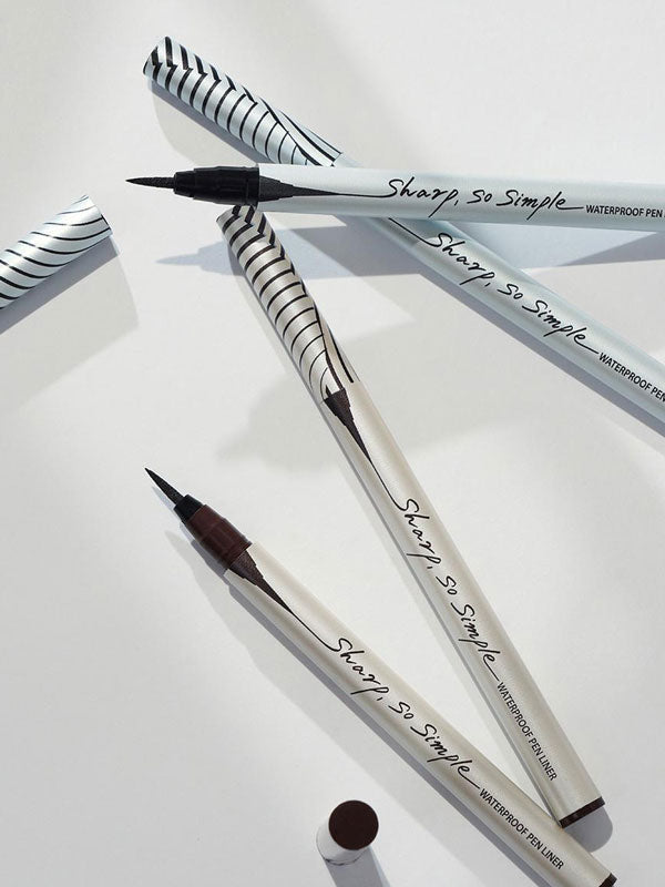 CLIO Sharp So Simple Waterproof Pen Liner - 01 Black