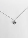 Cœur de banane - Collier pendentif texturé fait à la main