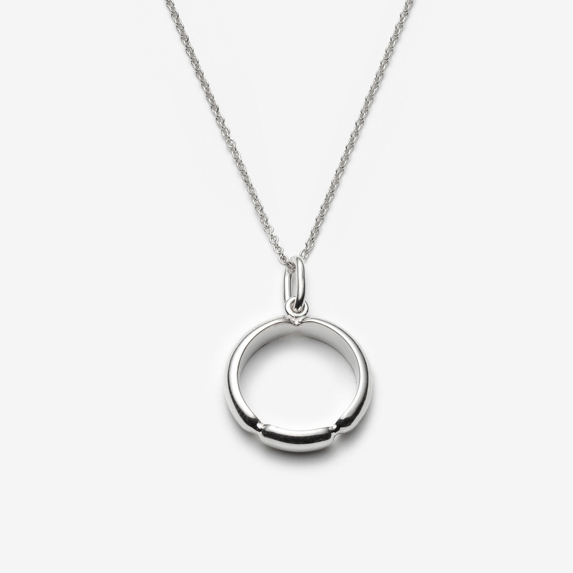 Carrie - Collier avec pendentif circulaire