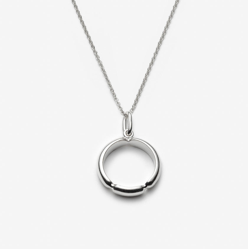 Carrie - Collier avec pendentif circulaire