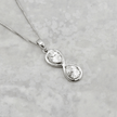 Collier Infini Poire en or 10K et moissanites