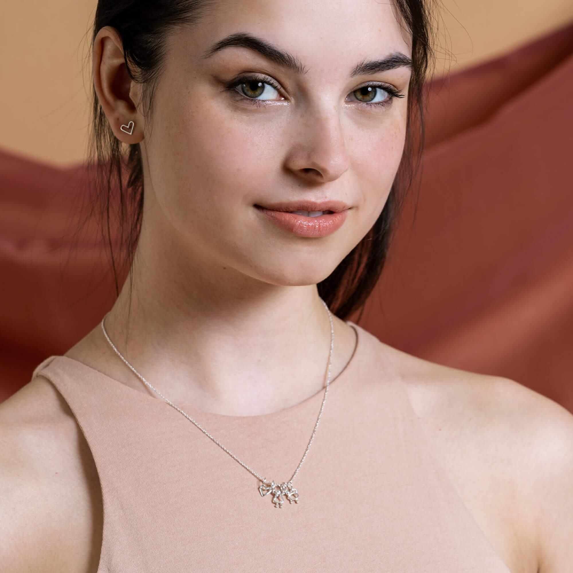 collier fille, coeur et chat