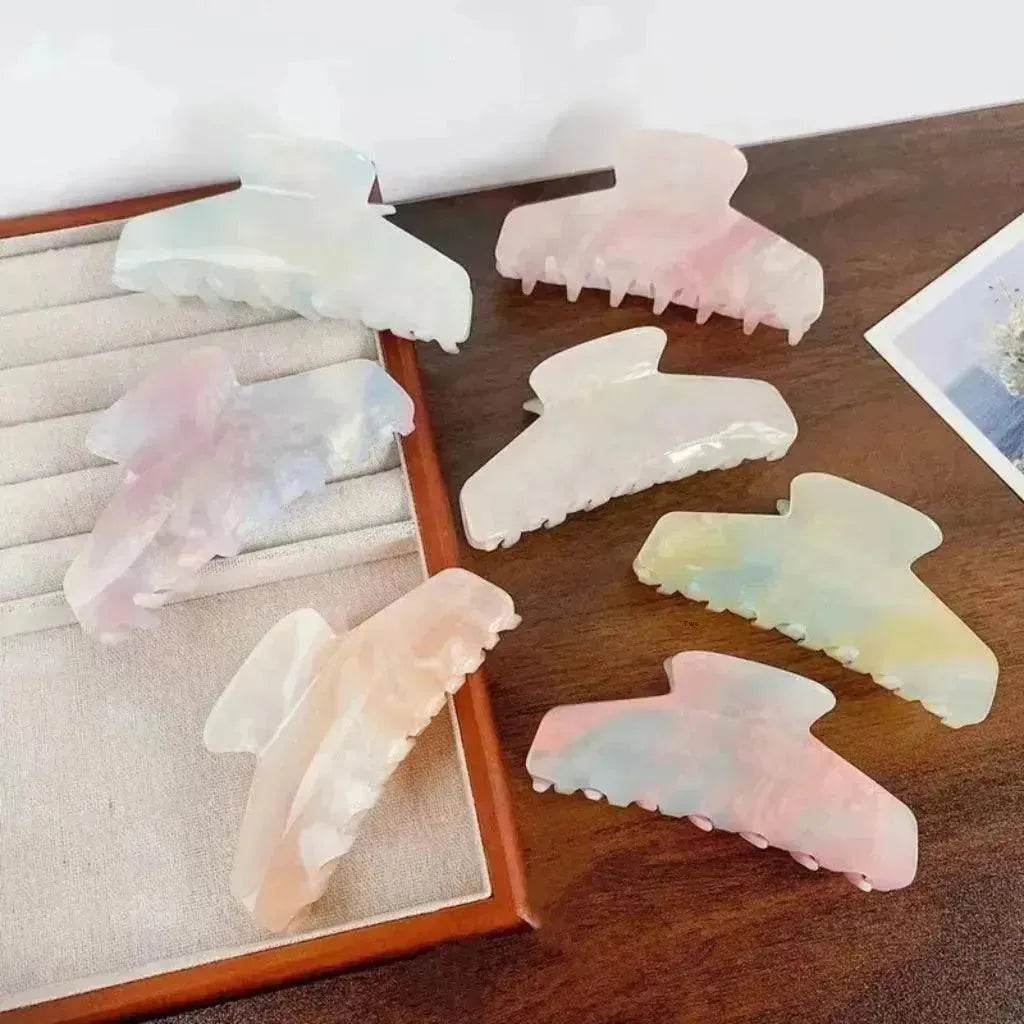 Color Changing In The Sun Exquisite High-grade Acetate Shark Clip Updo Hair Claw Hair Extension  Clip  For Women