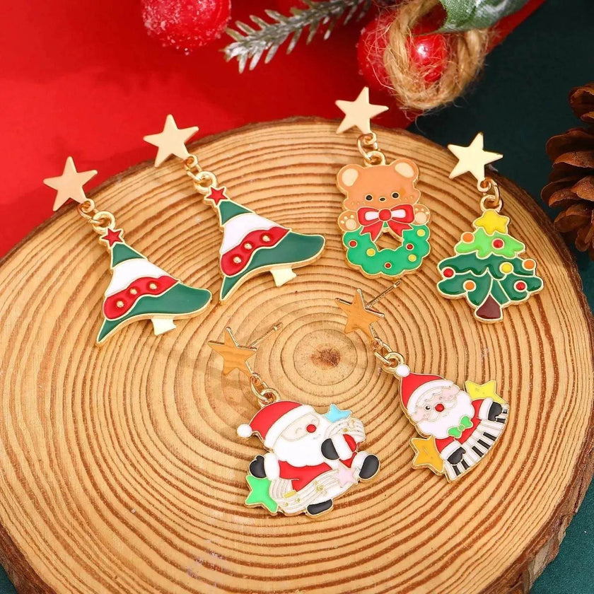 Fashionable Asymmetric Cartoon Dripping Oil Christmas Elk Earrings
