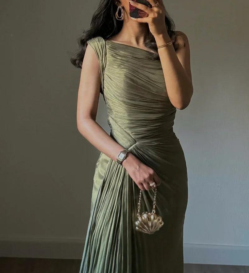 European And American Middle East Pleated Ribbon Shiny Evening Dress