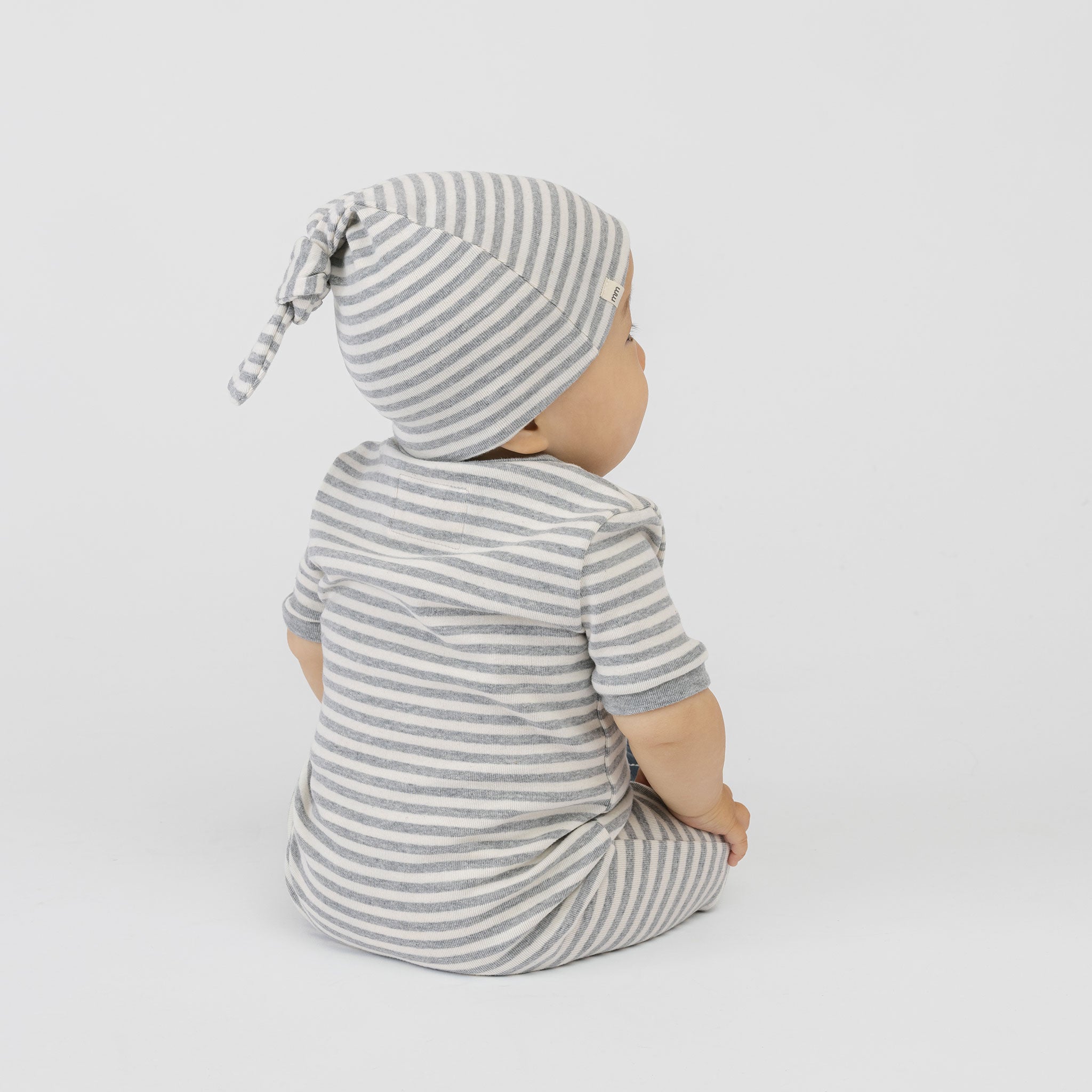 Bonnet noué rêveur