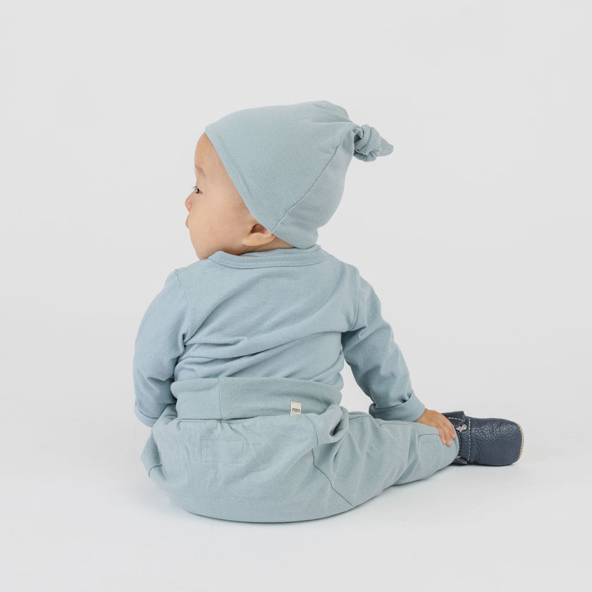 Bonnet noué rêveur