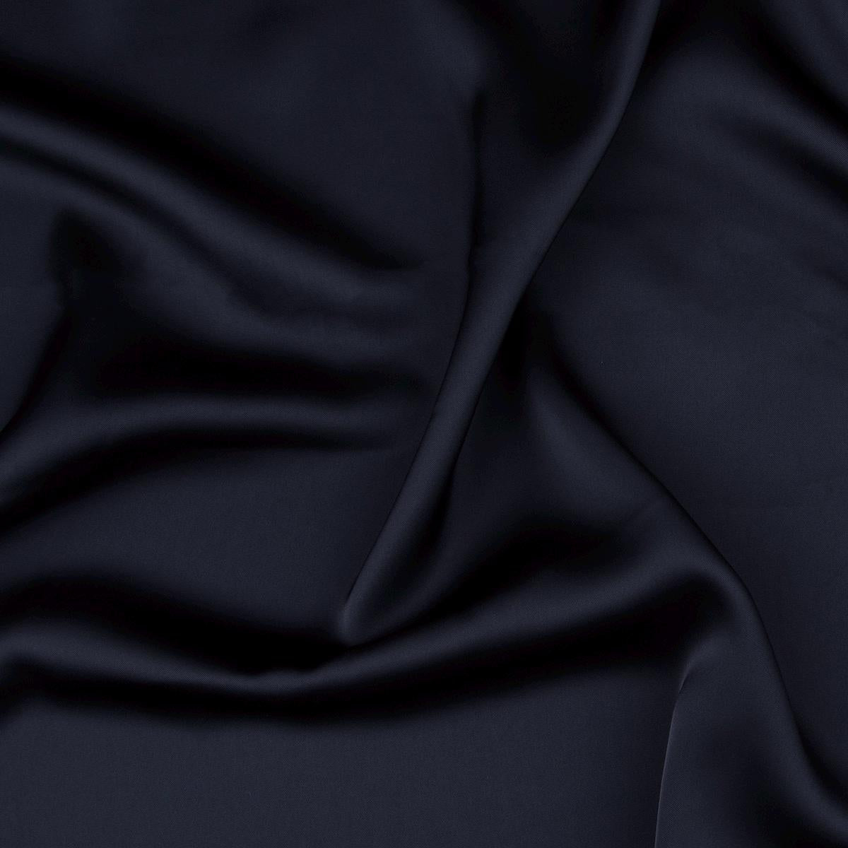 Double Face Satin Fabric: 100% Polyester, 58