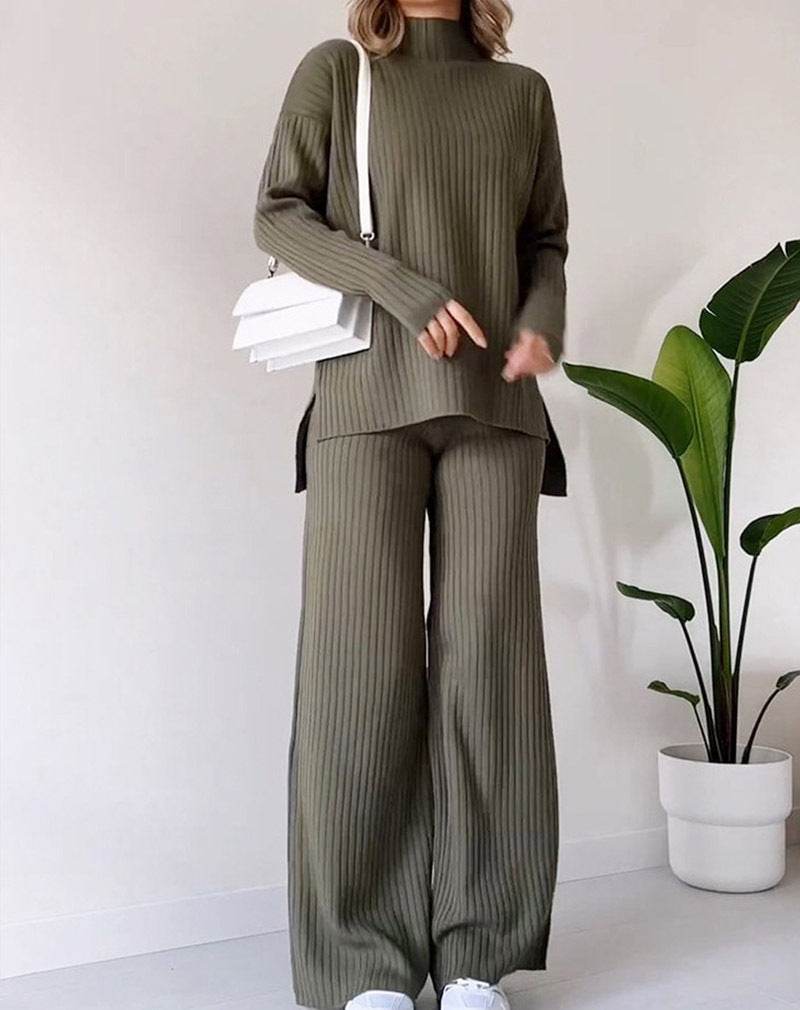 Turtleneck Suit – Stylish Casual Loose-Fit Long Sleeve Outfit