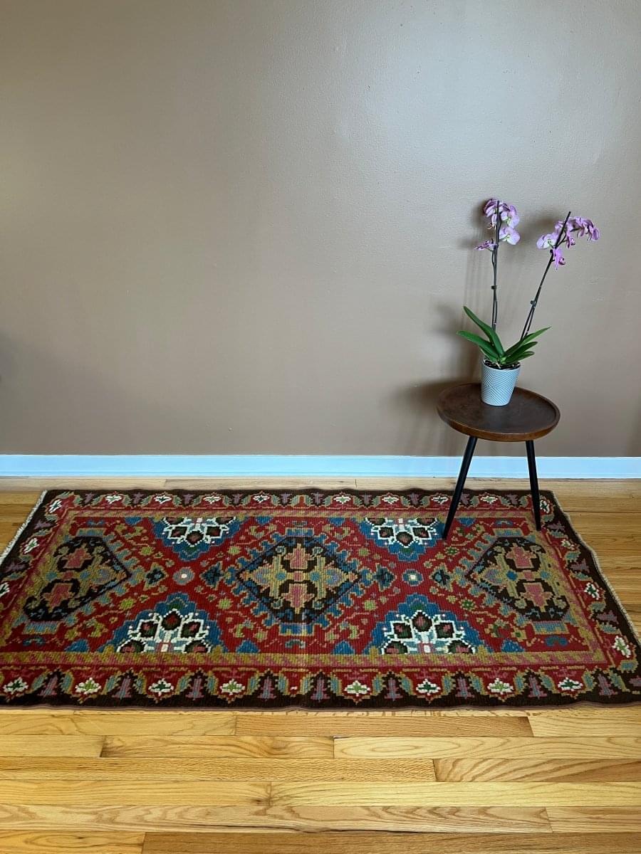 Eastern European Rug | 6' 6