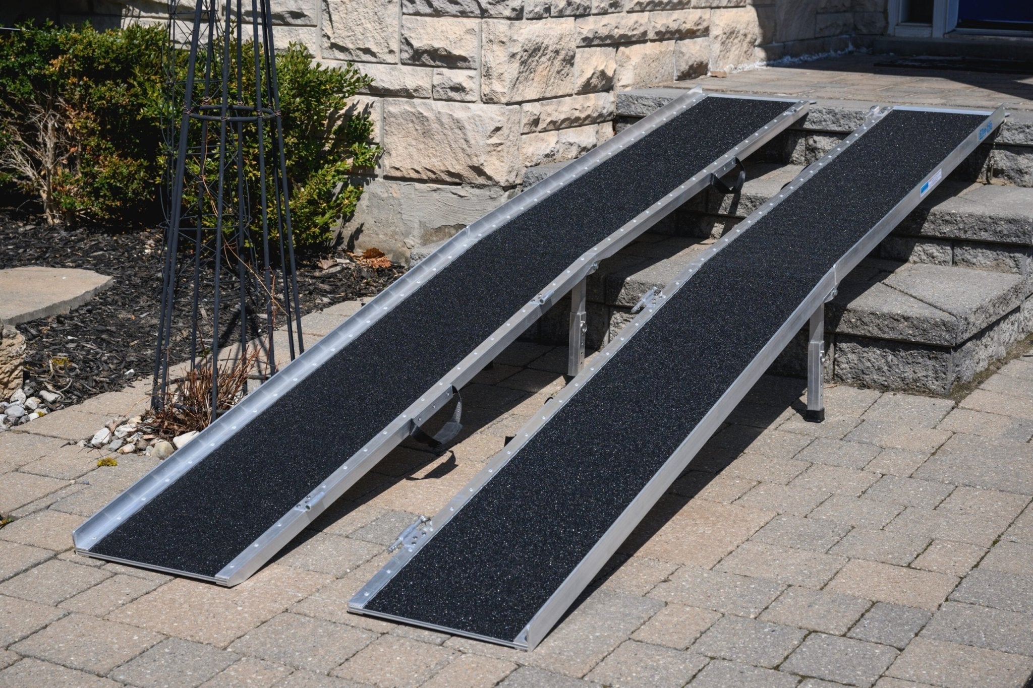 EZee Life EZ8RGT 8 ft Multifold Wheelchair Ramp | Grip Tape Canada