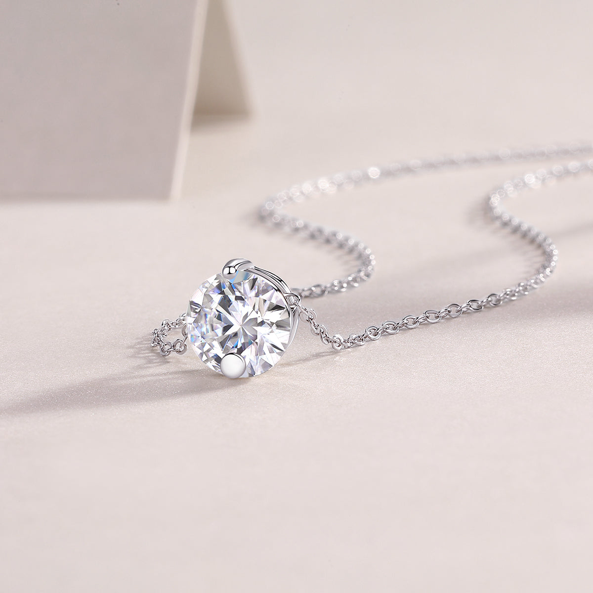 Simple Pleasure - Top-quality Moissanite Fashionable Light Luxury Jewelry Pendant Necklace S925 Silver Plated Platinum