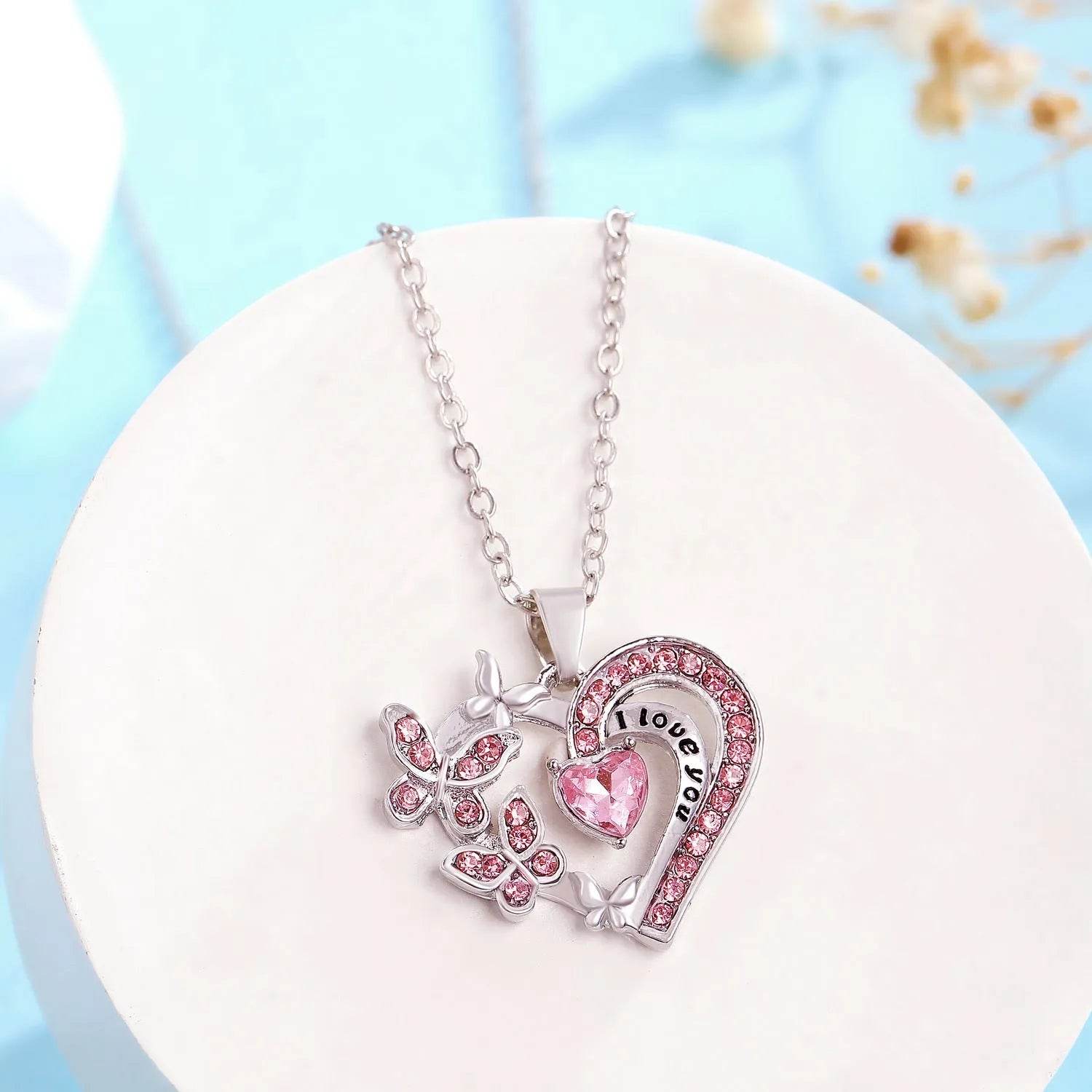 Ins Butterfly Love Necklace With Rhinestones Fashion Personality Hollow Heart-shaped Clavicle Chain Pendant Necklace For Valentine's Day