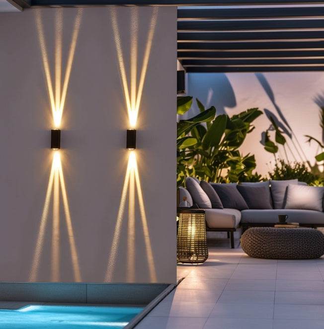 Indoor and Outdoor Garden Poolside Beam Light wall light fixture