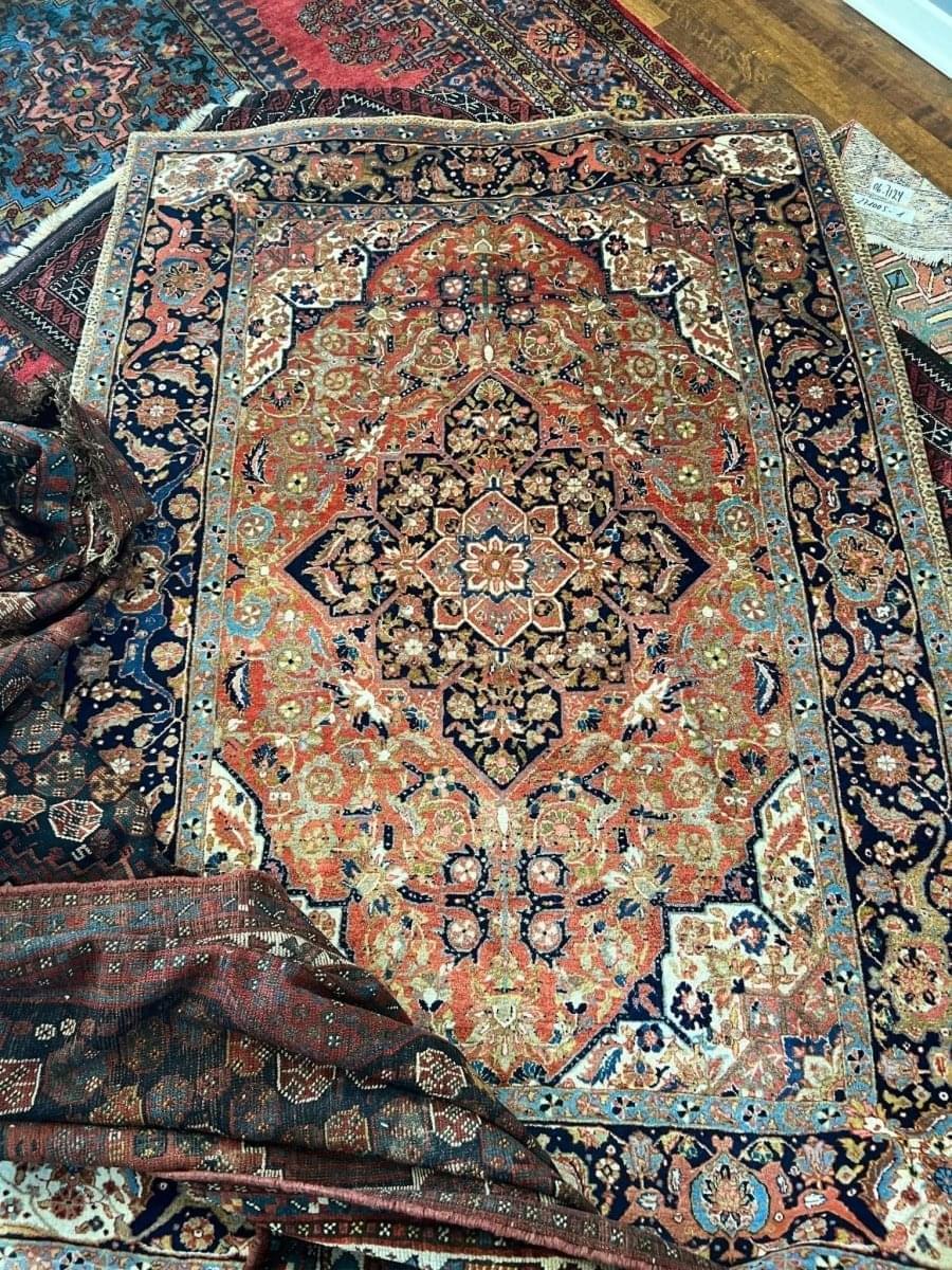 Fine Antique Tabriz | 6' 6