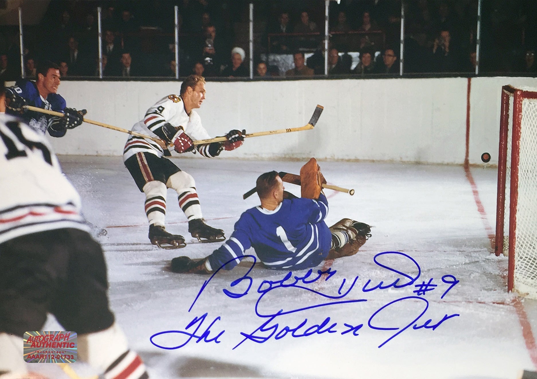 BOBBY HULL SIGNED 8