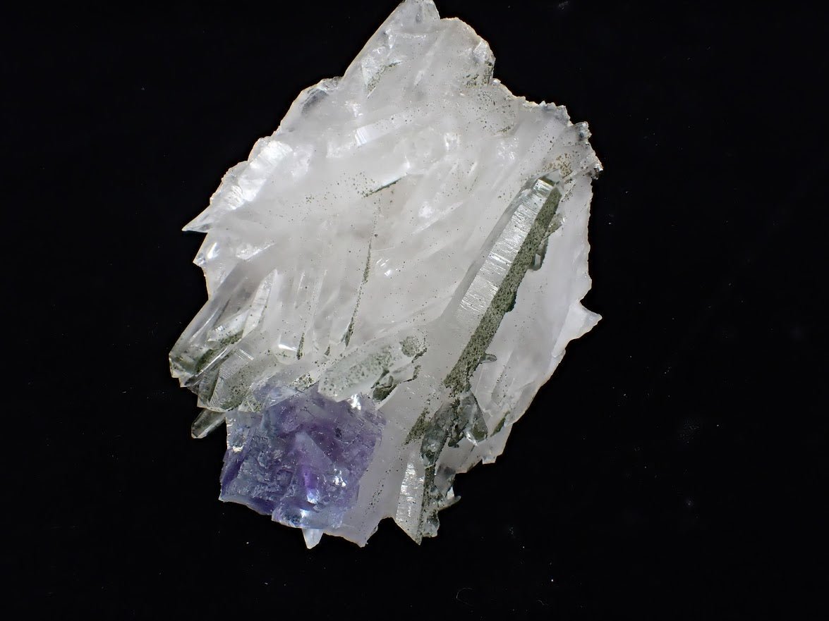 Fluorite on Quartz with Chlorite Inclusions and Pyrite – Yaogangxian Mine, Hunan, China