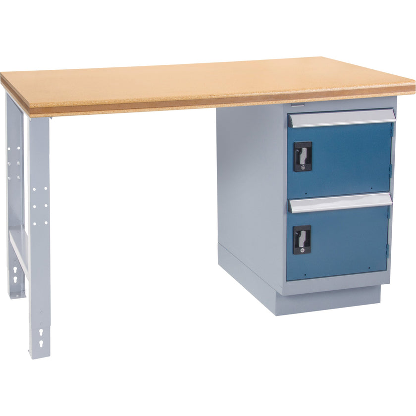 Banc de travail industriel, 91 cm (L) x 152 cm (P) x 86 cm (H), capacité de 454 kg.