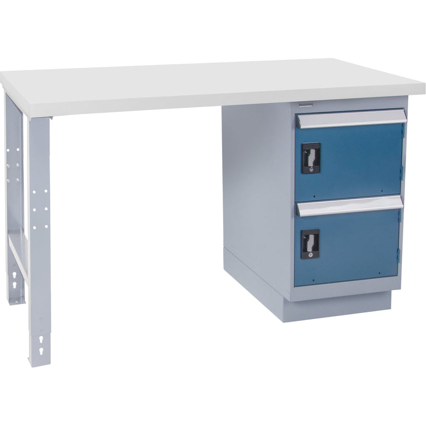Banc de travail industriel, 91 cm (L) x 152 cm (P) x 86 cm (H), capacité de 454 kg.