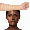 Fond de teint vegan hydratant Esther 145 – Fini lumineux naturel | FencyGrace Canada