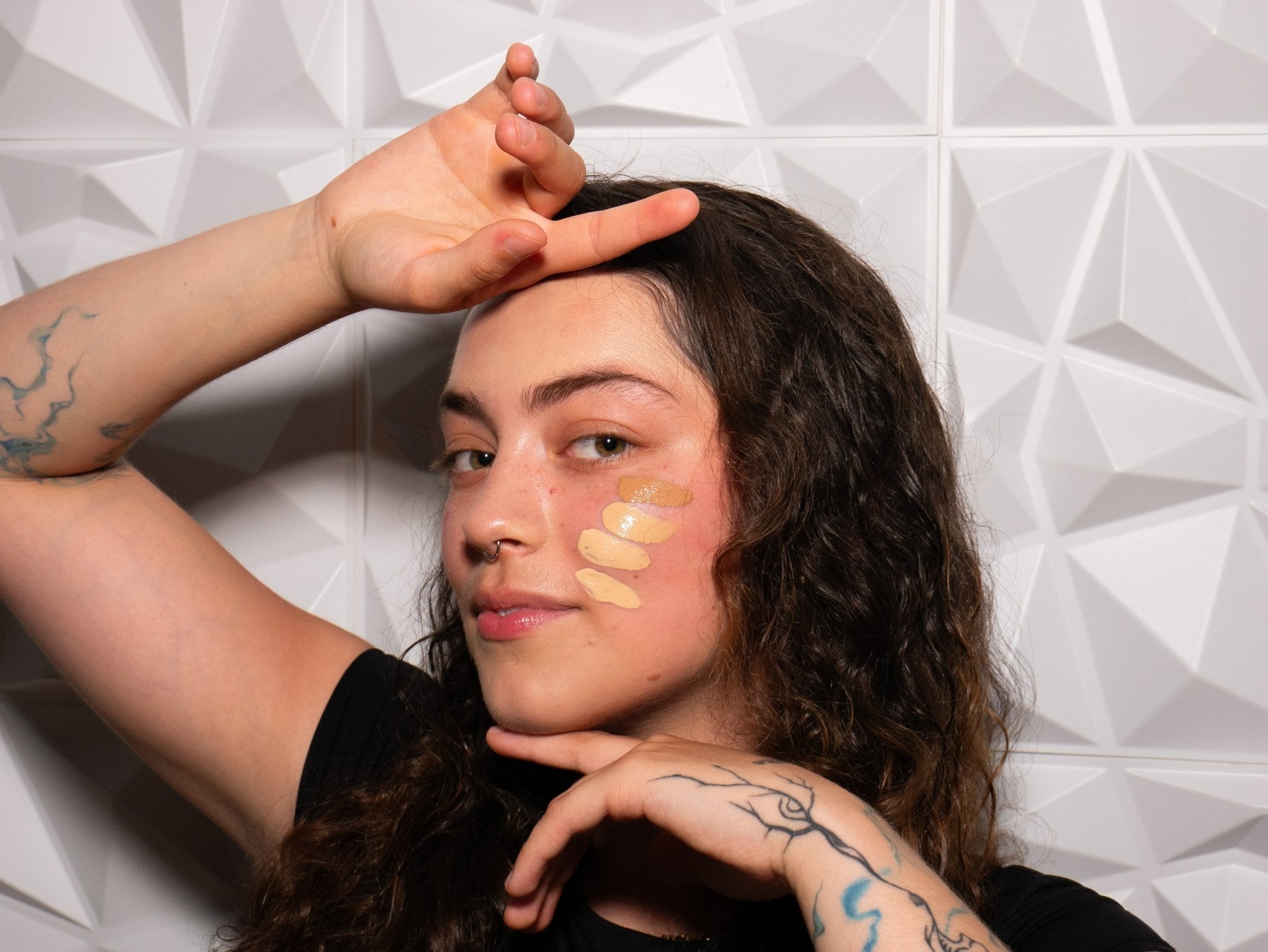 Fond de teint vegan hydratant FencyGrace - Elisabeth 103 - couvrance naturelle -  fini lumineux  - longue tenue