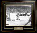 BOBBY ORR 'THE GOAL' SIGNED 16
