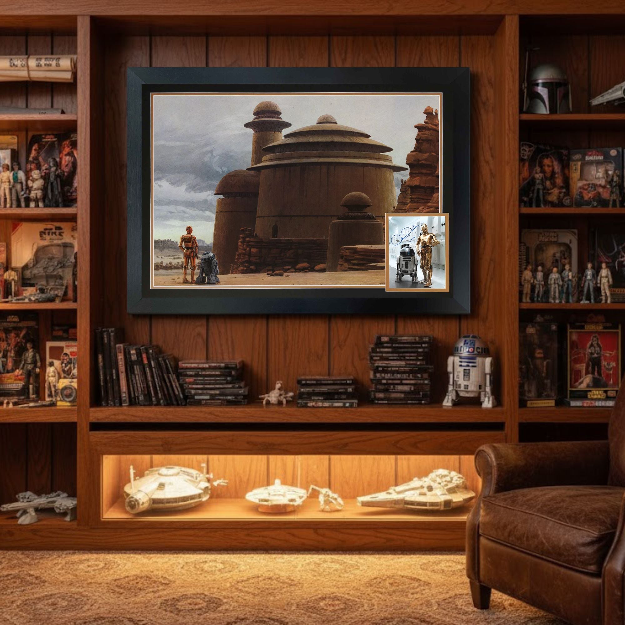 ANTHONY DANIELS SIGNED STAR WARS COLLECTIBLE – C-3PO & R2-D2 FRAMED TATOOINE CONCEPT ART WITH AUTOGRAPH (38.5