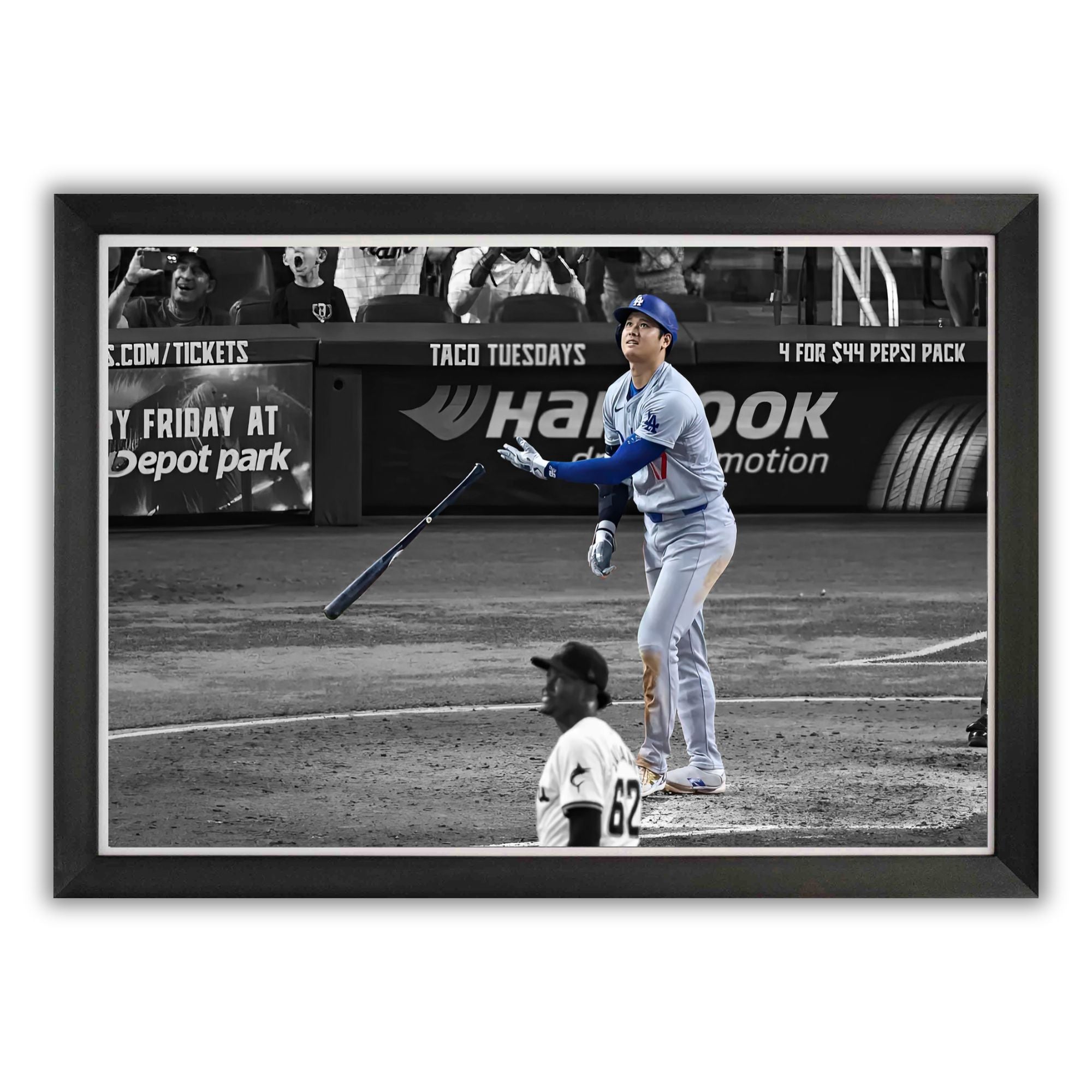 SHOHEI OHTANI FRAMED CANVAS - 50TH HOME RUN RECORD MOMENT - LOS ANGELES BASEBALL STAR (33.5