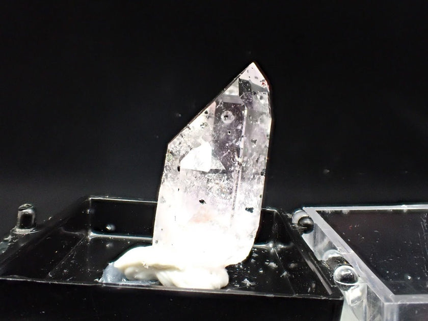 High-Clarity Inclusion Quartz with Skeletal Features – Goboboseb Mountains, Namibia – Collector Specimen (30mm)