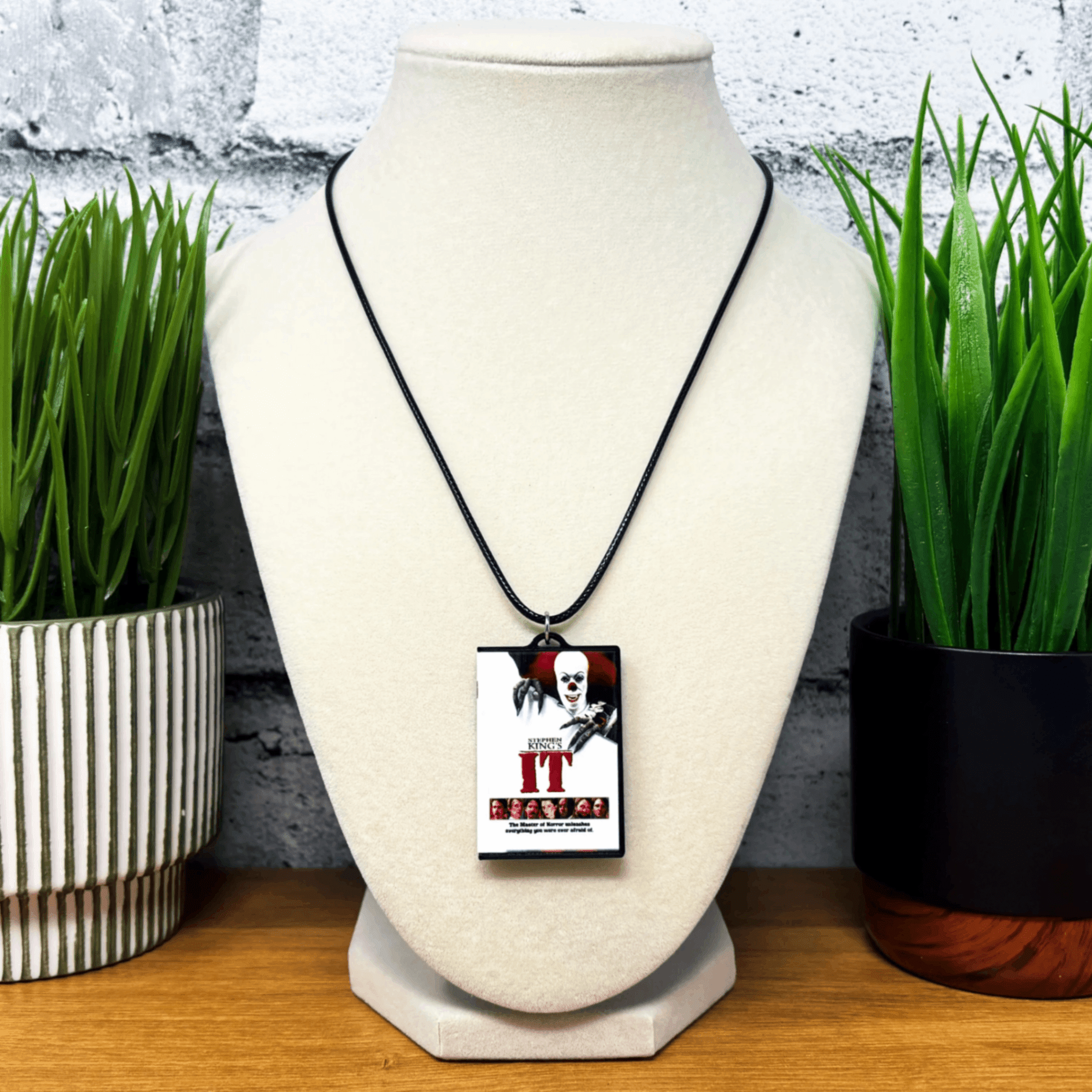 Horror Movies (H-Q) Necklaces