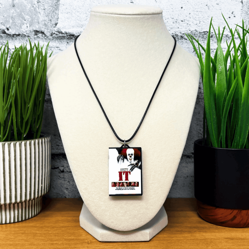 Horror Movies (H-Q) Necklaces