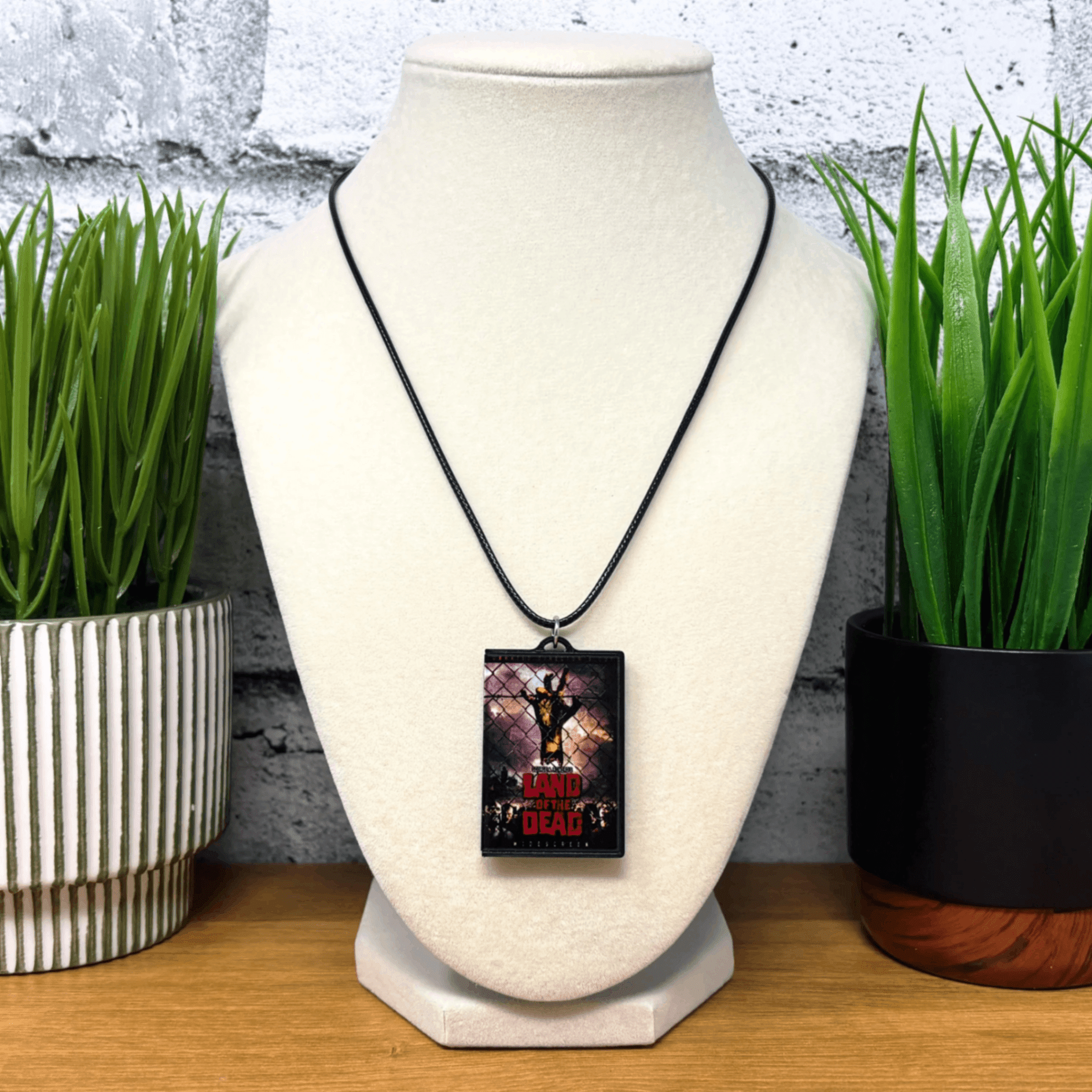 Horror Movies (H-Q) Necklaces