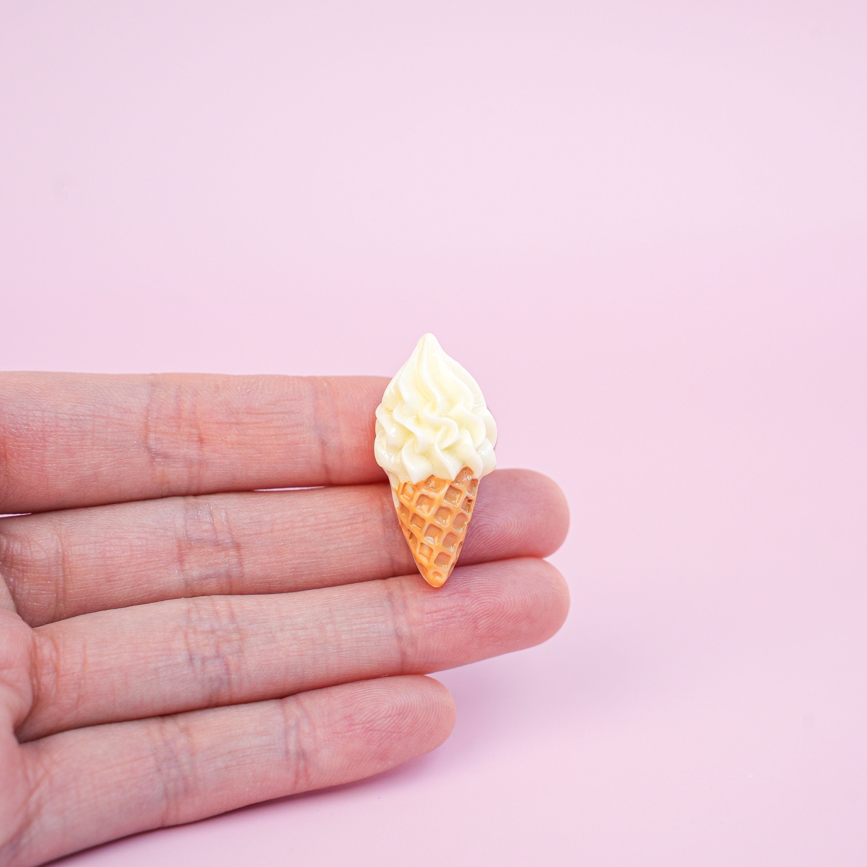 Ice Cream Cone Magnet Set